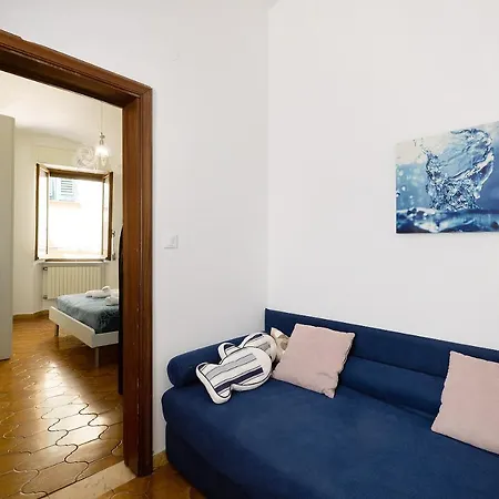 Vittoria Apartment *