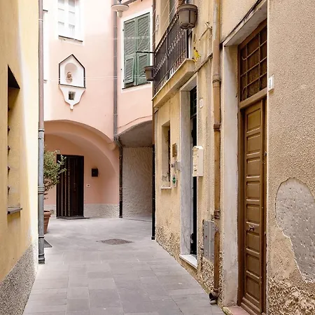 Vittoria Apartment *